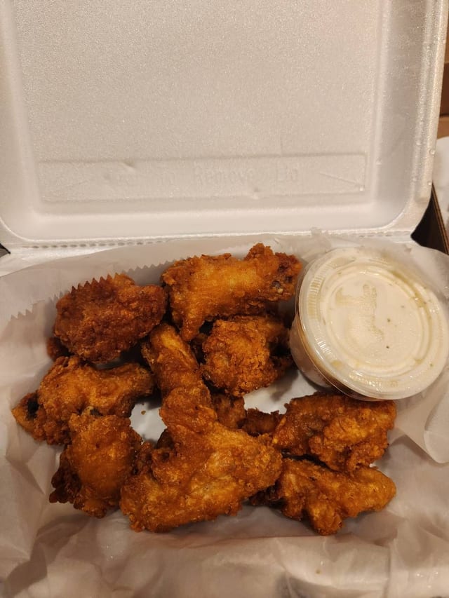 Chicken Wings (10 Pieces).